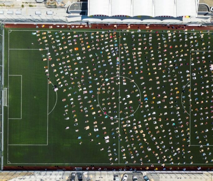 instanbul football pitch
